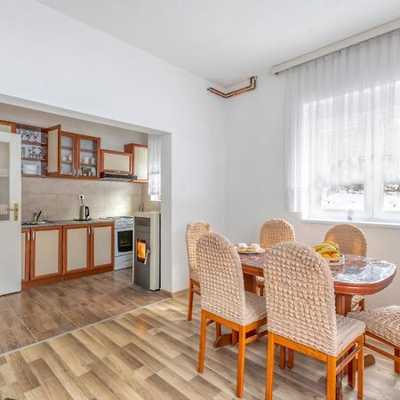 Apartman Vedro Polje Ґоспич Екстер'єр фото